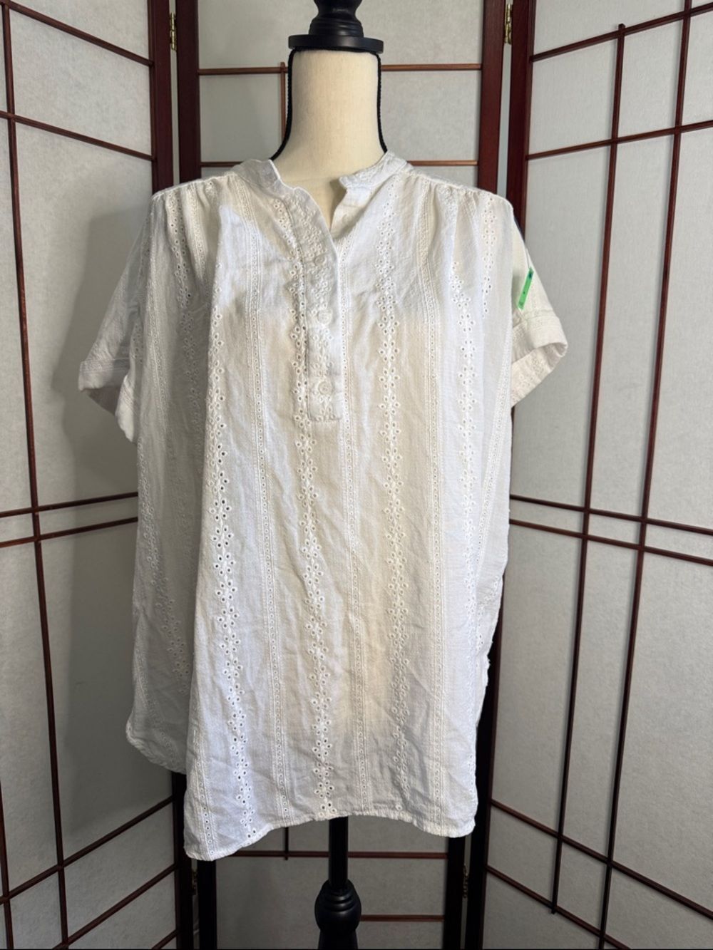Lane Bryant White Eyelet Short-Sleeve Tunic Blouse